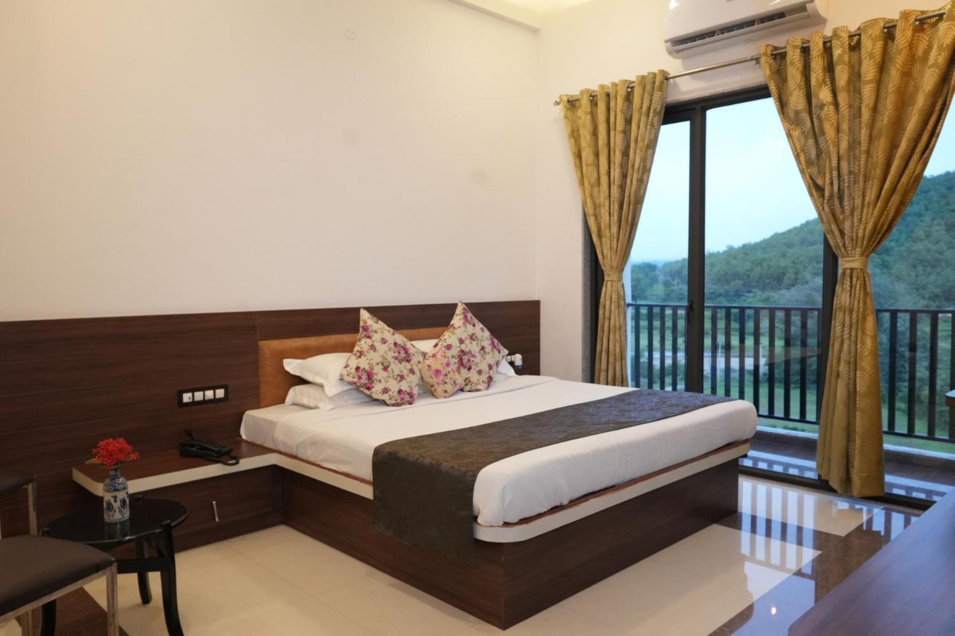 Hotel White Lotus Dungarpur Exterior photo