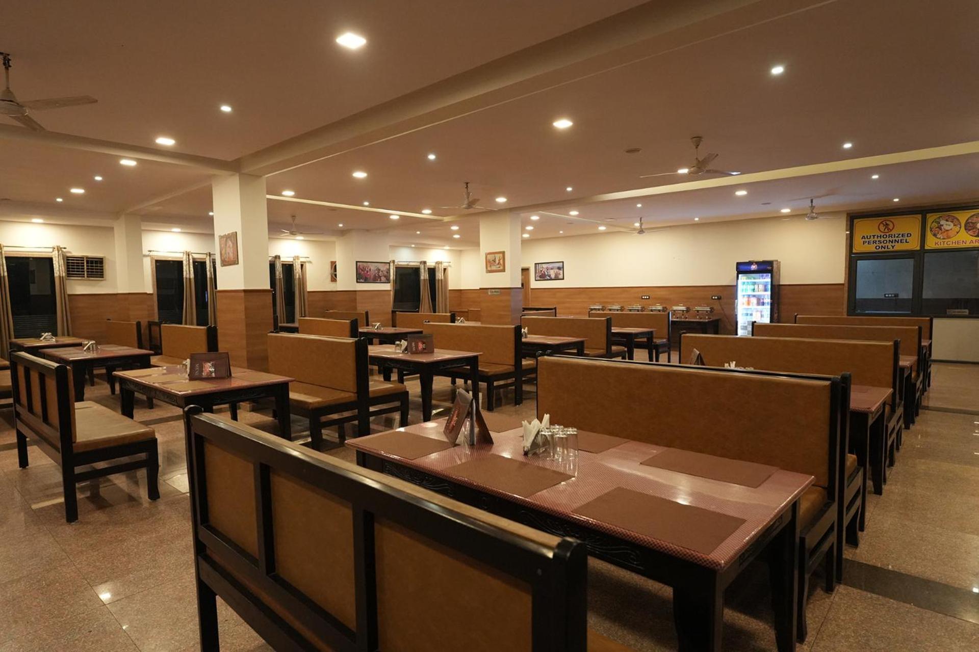 Hotel White Lotus Dungarpur Exterior photo